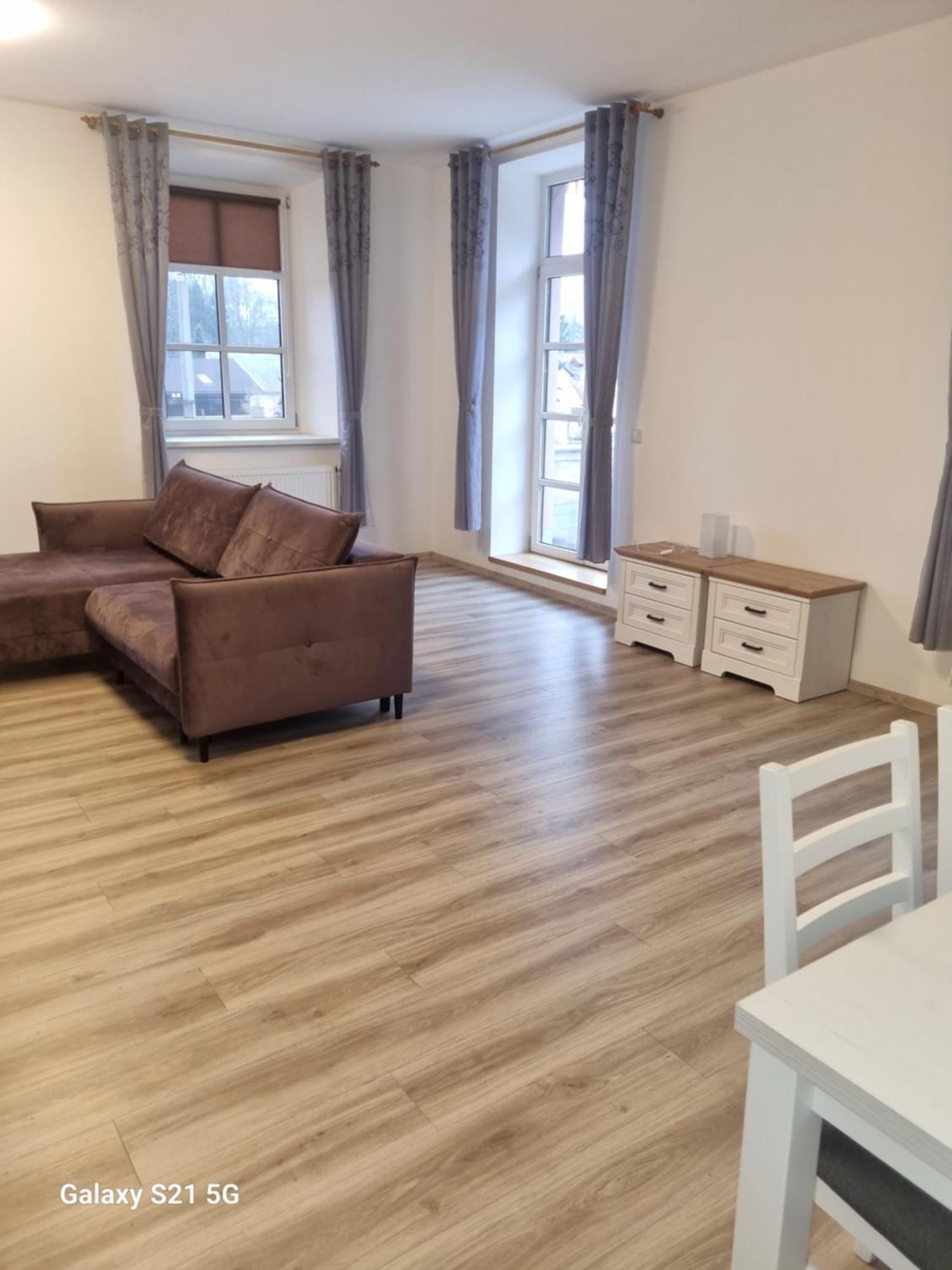 Hotel Zamecek Raspenava Buitenkant foto